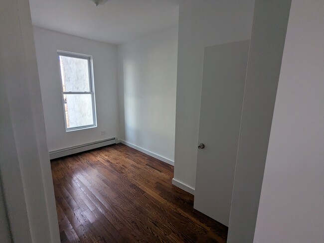 Foto del edificio - 1076 Decatur St