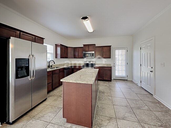 Building Photo - 6795 Jessie Hoyt Dr