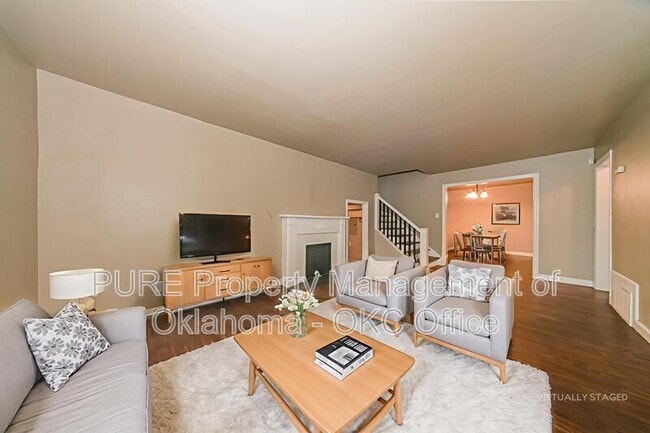 Building Photo - 1309 NE 38th St