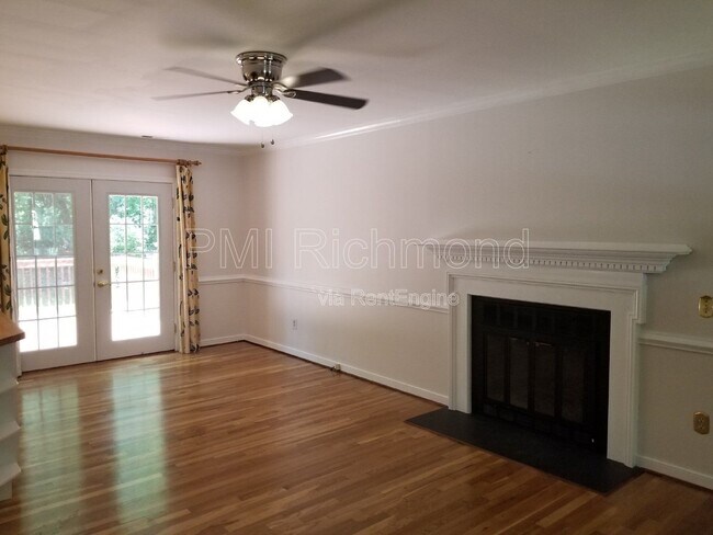 Foto del edificio - 2504 Carriage Creek Ct