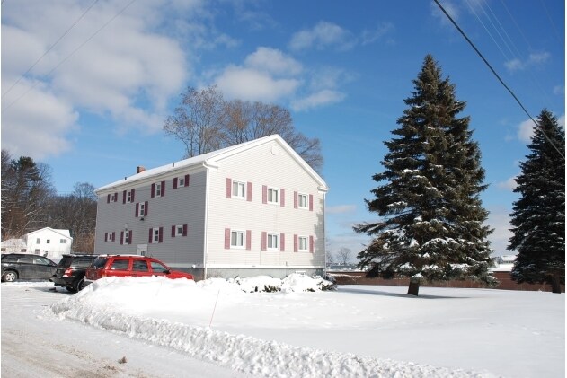 Primary Photo - 10923 E Traverse Hwy