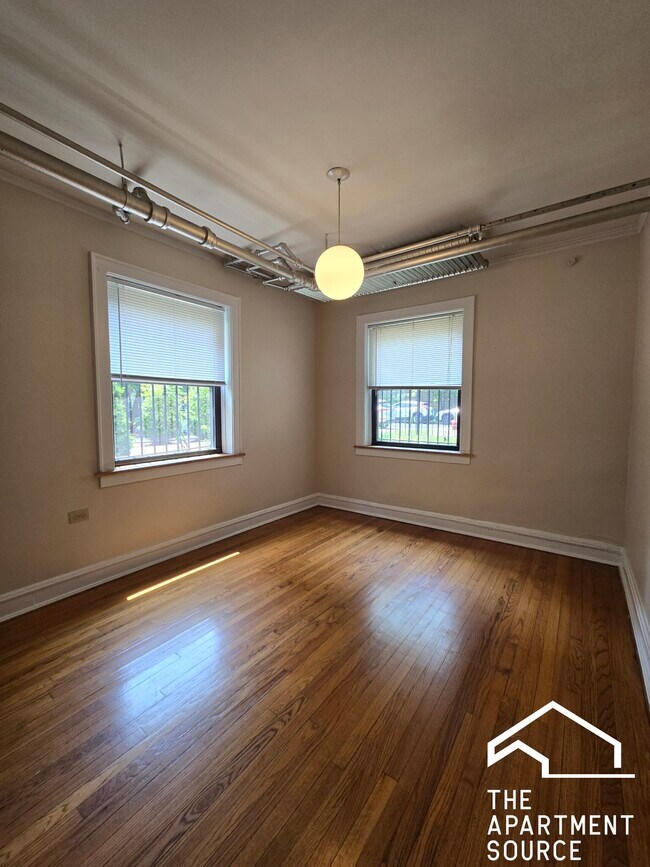 Foto del edificio - 4527 N Paulina St