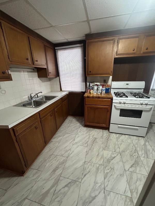 Foto del edificio - 638 6th St