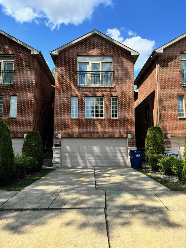 Foto del edificio - 1650 Linden St