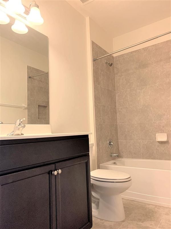 Building Photo - 4017 Allerdale Pl