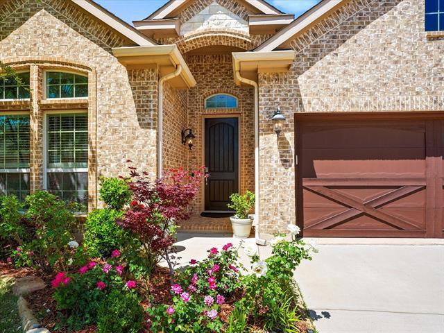 Building Photo - 1315 Savona Ln
