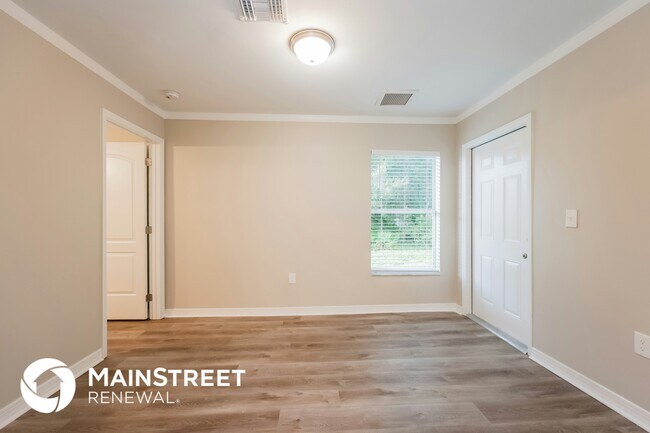 Building Photo - 2614 43rd St W
