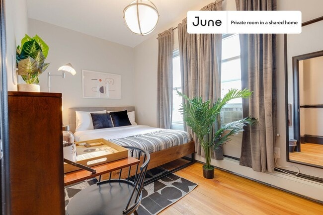 Private bedroom in 4 bed/1.5 bath Home - Private bedroom in 4 bed/1.5 bath Home