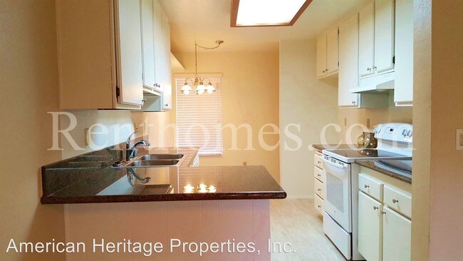 Foto del edificio - 9725 Caminito Doha