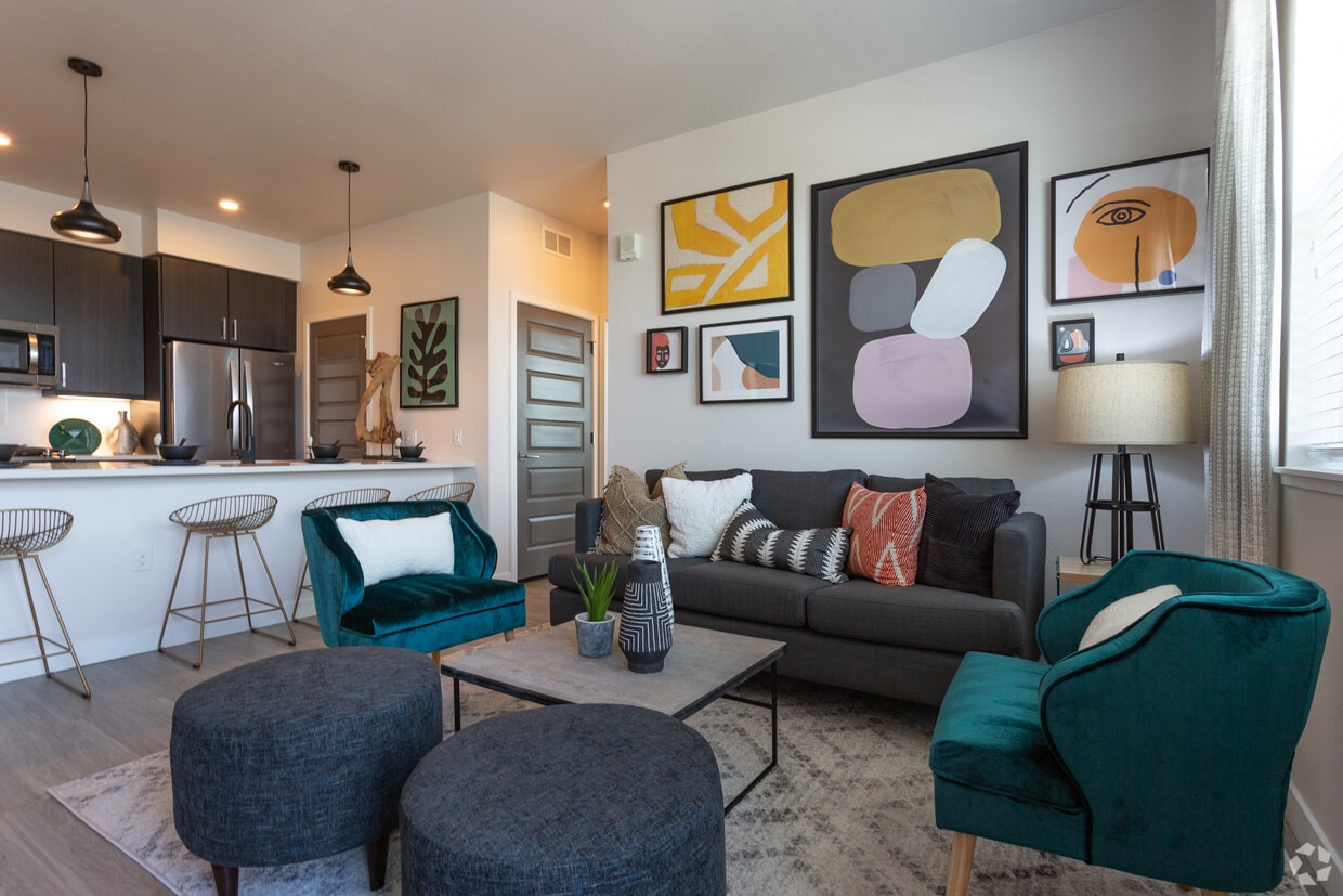 Canvas on Blake Apartments in Denver, CO