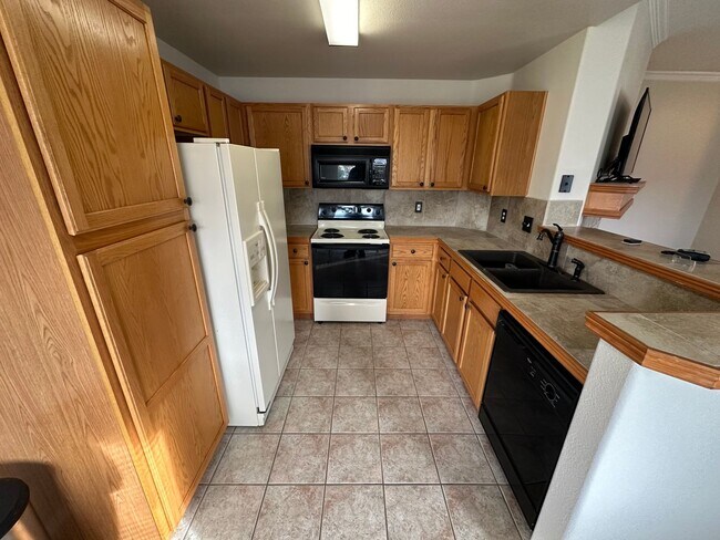 Foto del edificio - Cozy 2 Bed 2 Bath