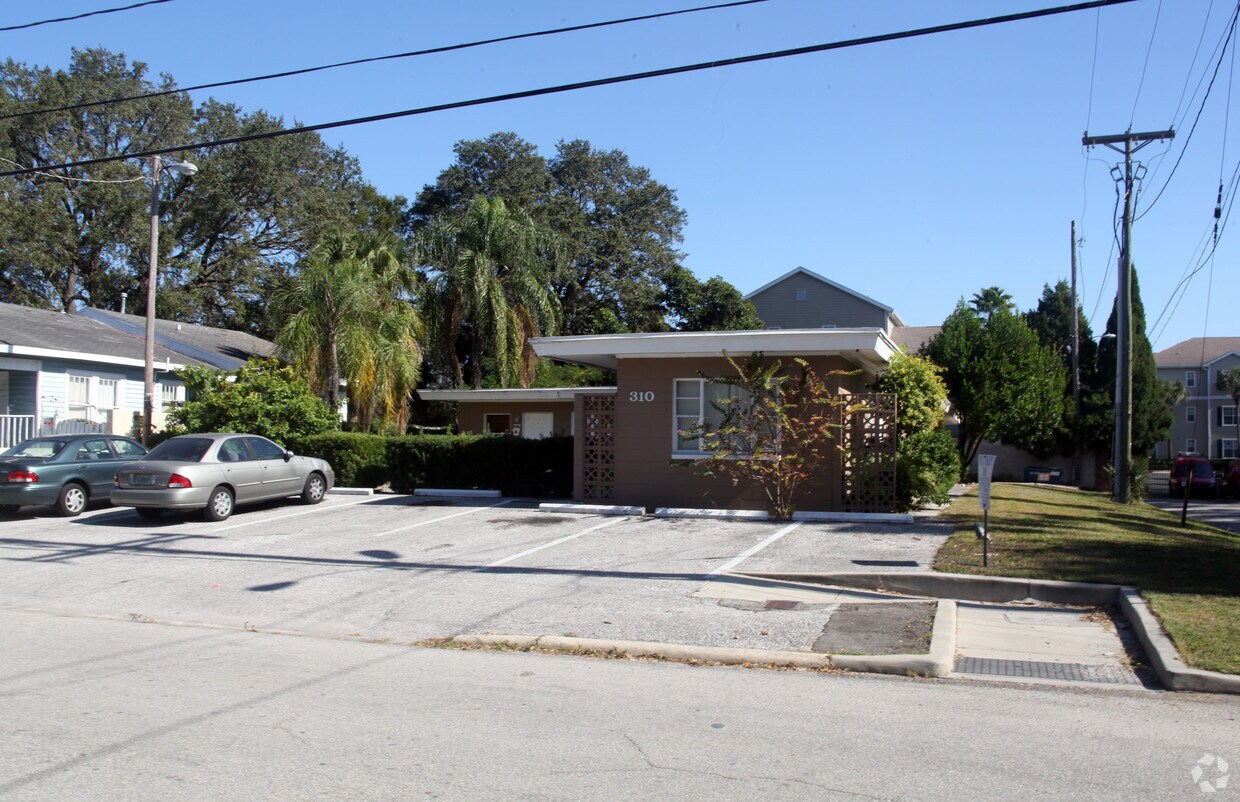 Building Photo - 310 S Fremont Ave