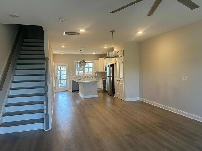 Foto del edificio - 1024 Gateway Commons Cir