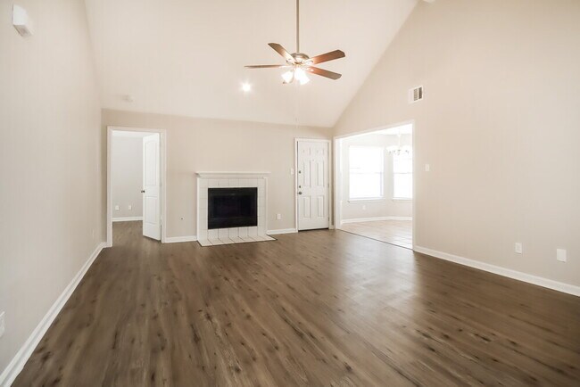 Building Photo - 918 Chase Park Dr