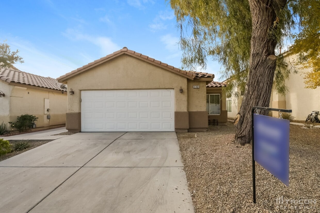 Foto principal - 2741 Mossy Oaks Ln