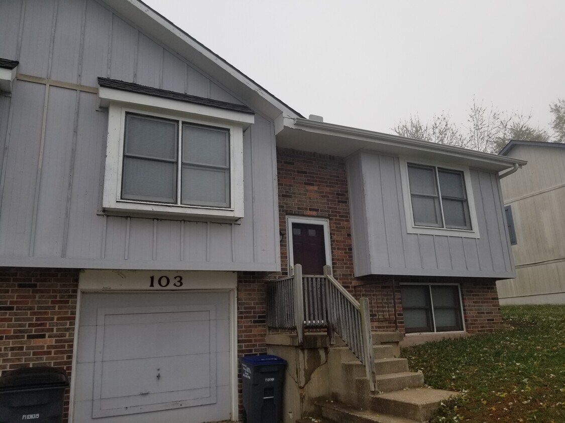 Foto principal - 103 Brookridge Dr