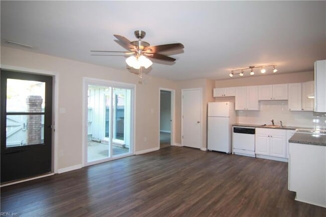 Foto del edificio - 1761 Ocean Bay Dr