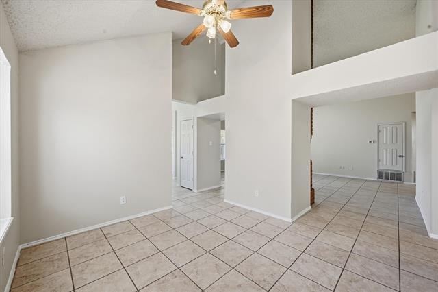 Building Photo - 2338 Stillwater Dr