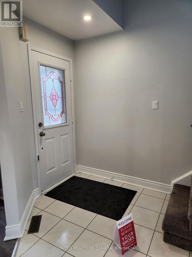 Building Photo - 110 Dunoon Dr