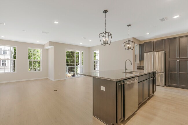 Foto del edificio - 219 Myrtle Rd