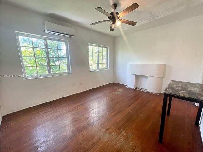 Foto del edificio - 1619 Meridian Ave