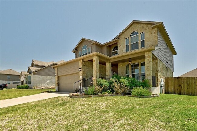 Building Photo - 17909 Linkview Dr