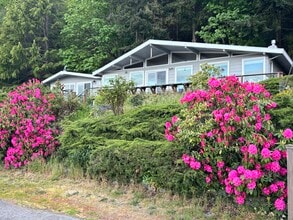 Building Photo - 27571 Sandy Shores Dr SW
