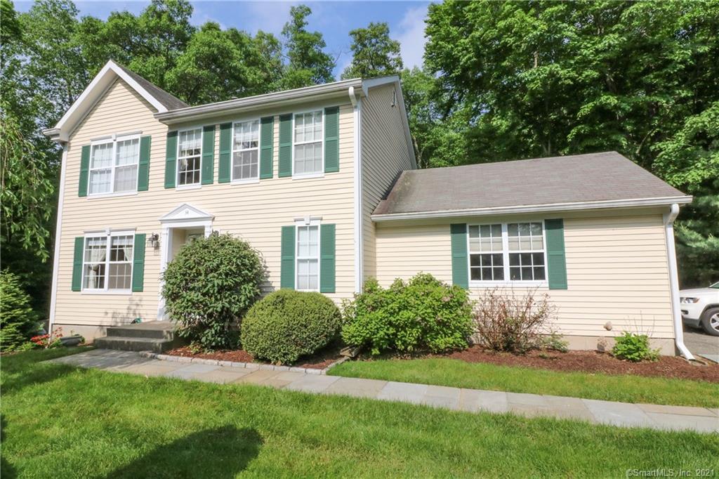 34 Indian Hill Rd Unit 34, Monroe, CT 06468 Condo for Rent in Monroe