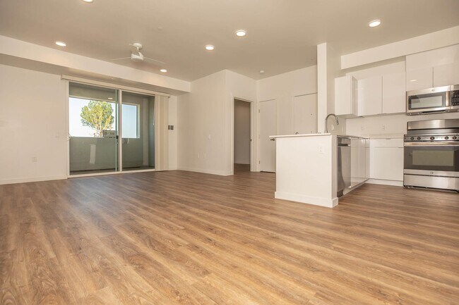 3x2 Living Room - Mossdale Landing