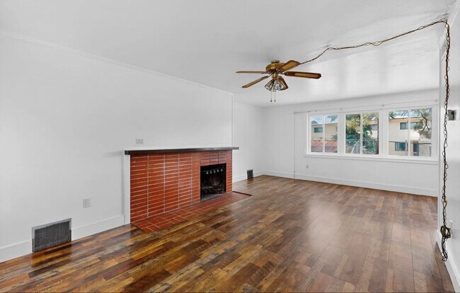 Foto del edificio - 3216 Villa St