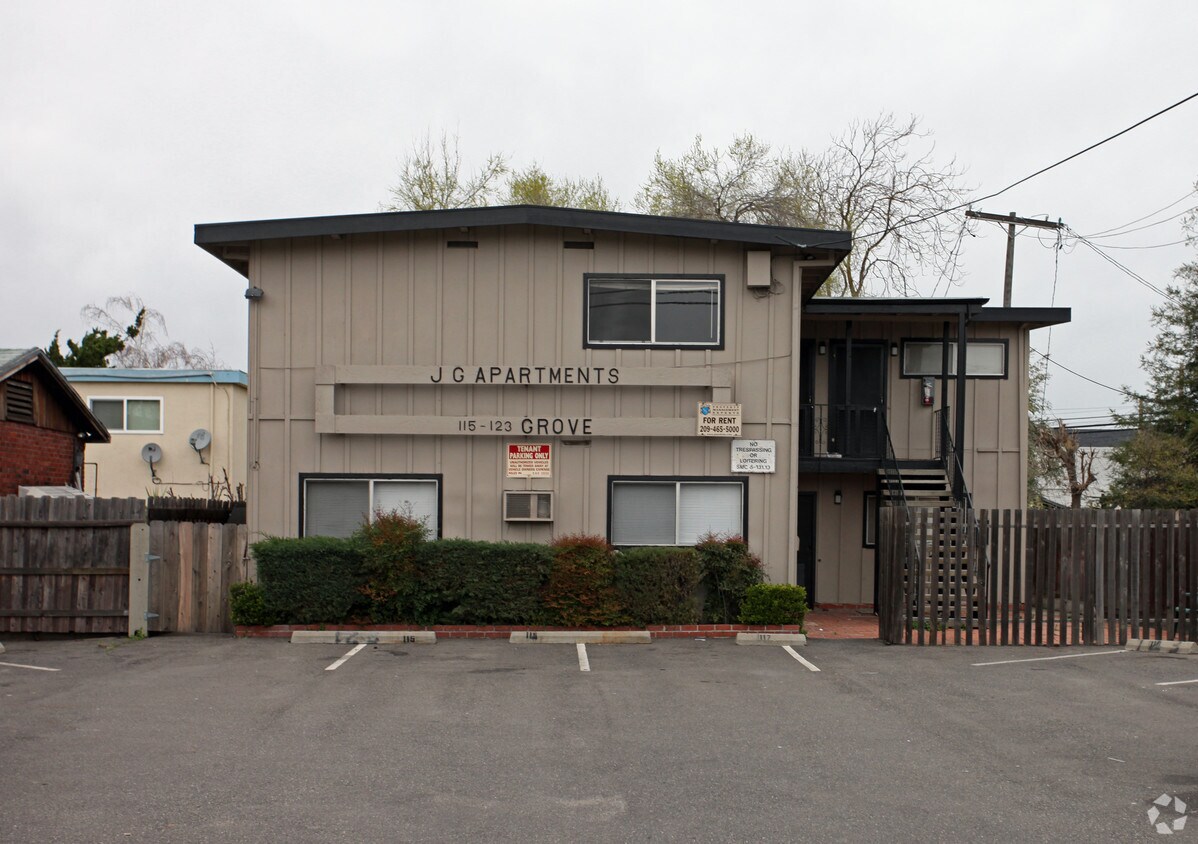 Building Photo - 3640 N El Dorado St