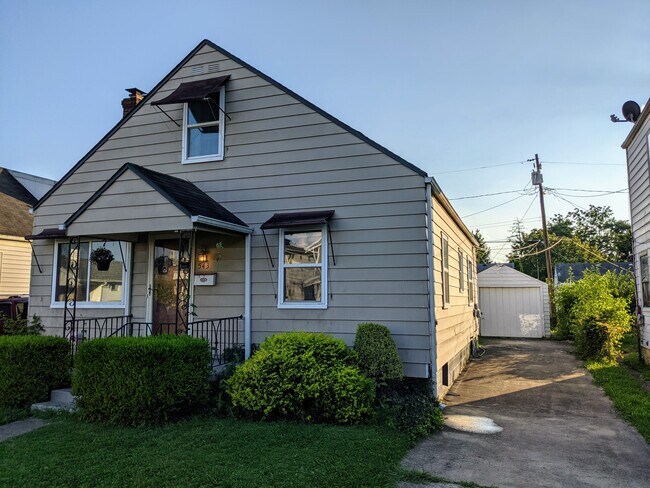 Foto del edificio - 543 Woodbury Ave