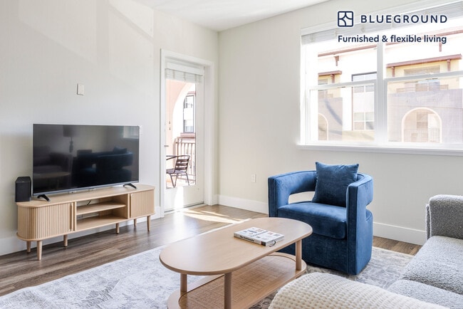 Building Photo - 3889 Artist Walk Common