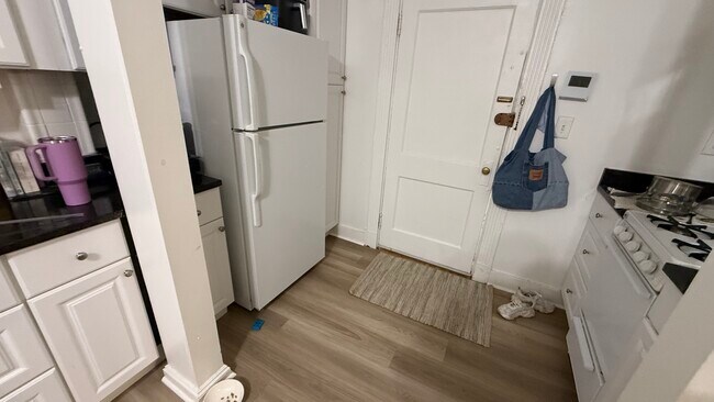 Foto del edificio - 34 Westland Ave