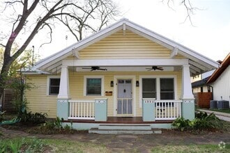 Building Photo - 4804 Caswell Ave