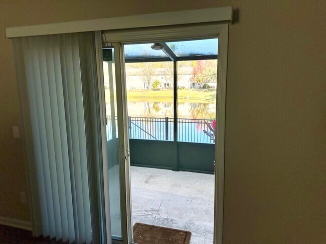 Foto del edificio - 1630 Vineland Cir