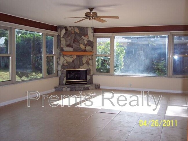 Foto del edificio - 1281 Stony Brook Ln