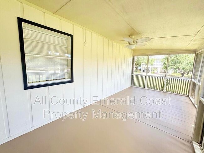 Foto del edificio - 733 Beach Dr