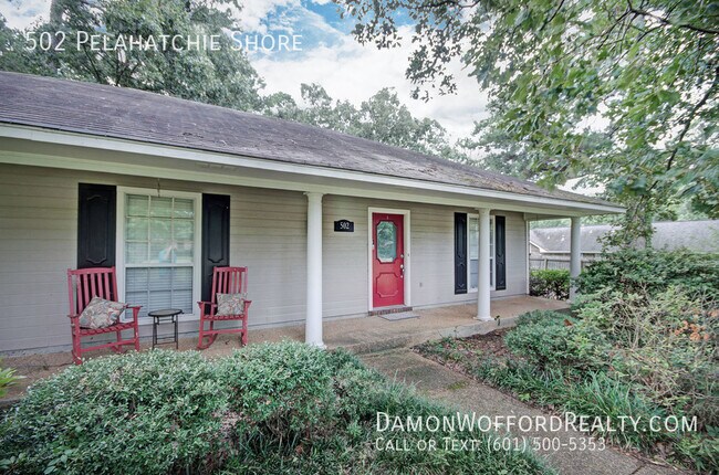 Foto del edificio - 502 Pelahatchie Shore