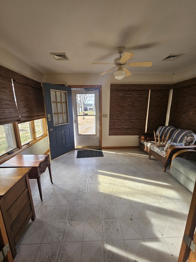 Foto del edificio - 5044 Rhodesdale Vienna Rd