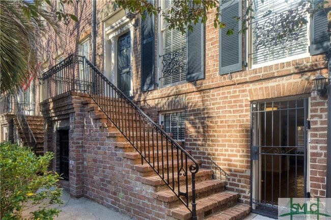 Building Photo - 20 E Macon St