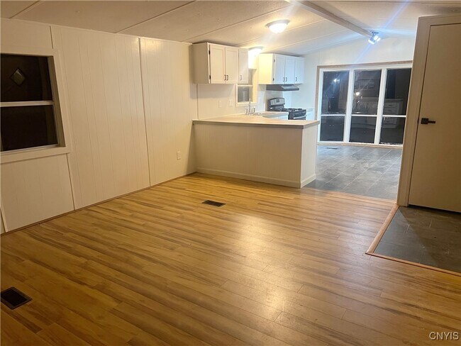 Foto del edificio - 3553 Bleachery Pl