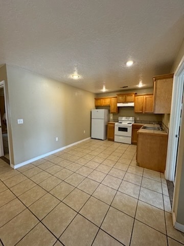 Building Photo - 703 Ave C S