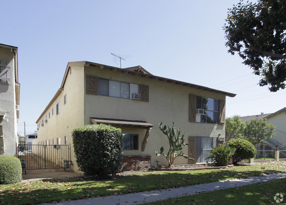 Foto del edificio - Santa Fe Apartments