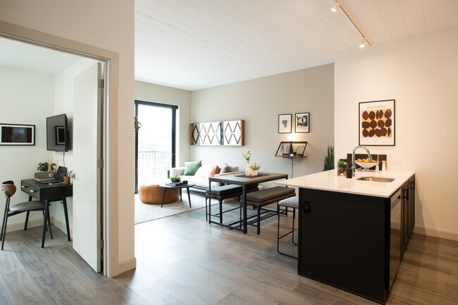 Building Photo - Westover at The Crosswalks