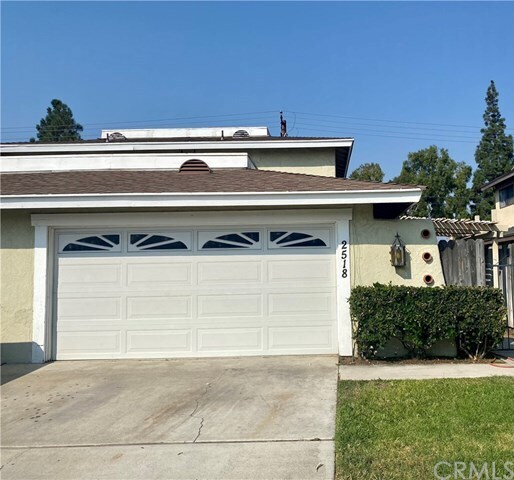 Primary Photo - 2518 N Capri St