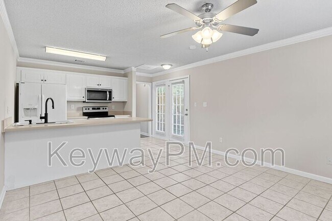 Building Photo - 2023 Summer Valley Way
