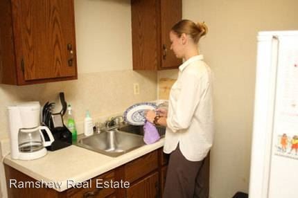 Foto del edificio - 1 br, 1 bath Apartment - 606 W. Healey