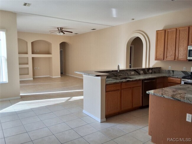 Foto del edificio - 1474 W Pringle Pl