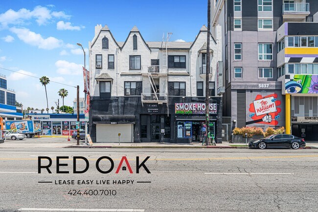 Foto del edificio - 5849 Sunset Blvd